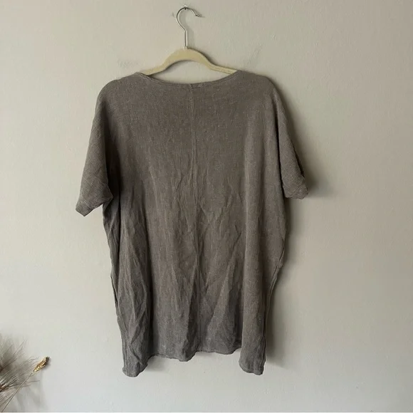 Meo Meli Made in Italy Linen Blend Slit Top in Grey - Picture 10 of 12